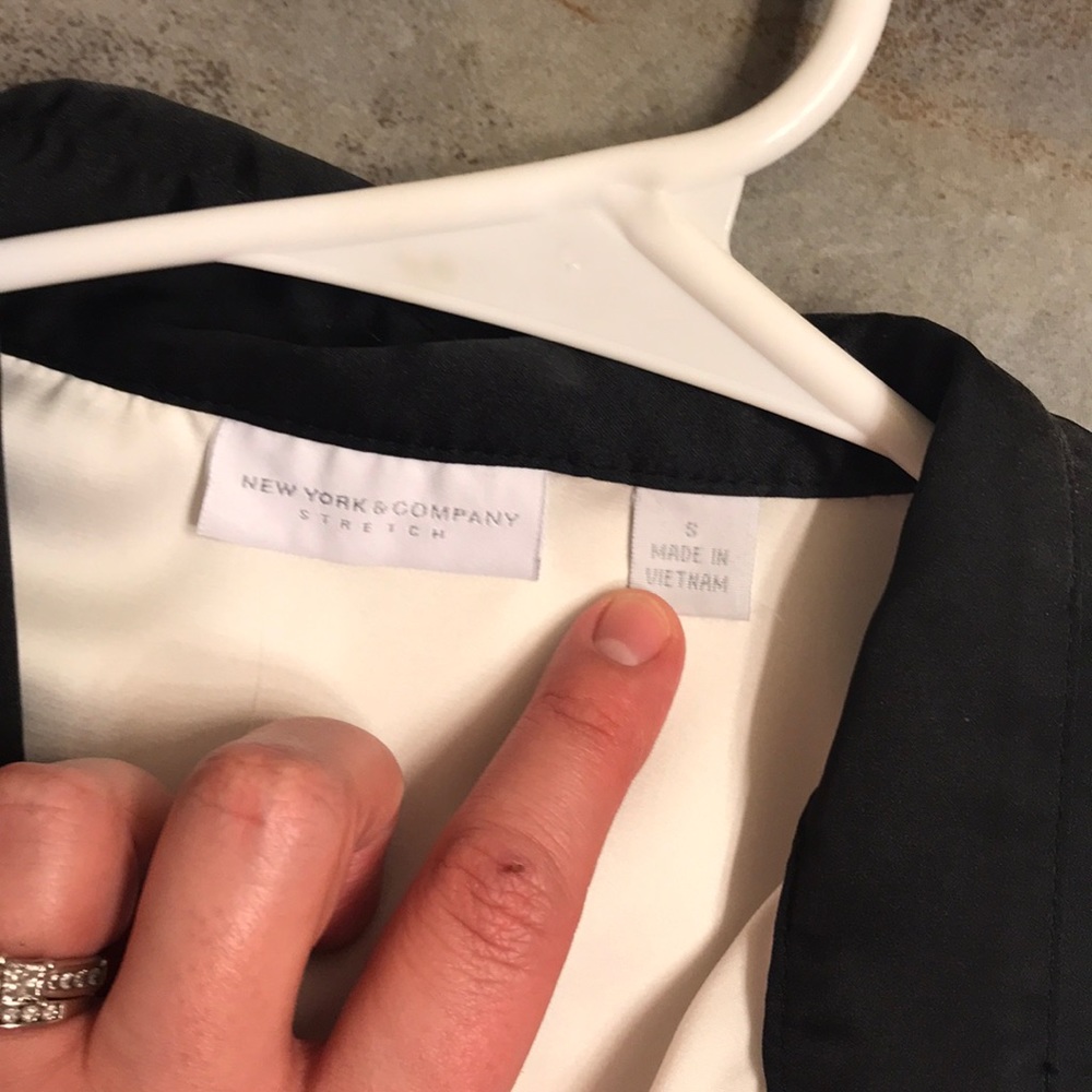 Silky button down - Picture 4 of 5